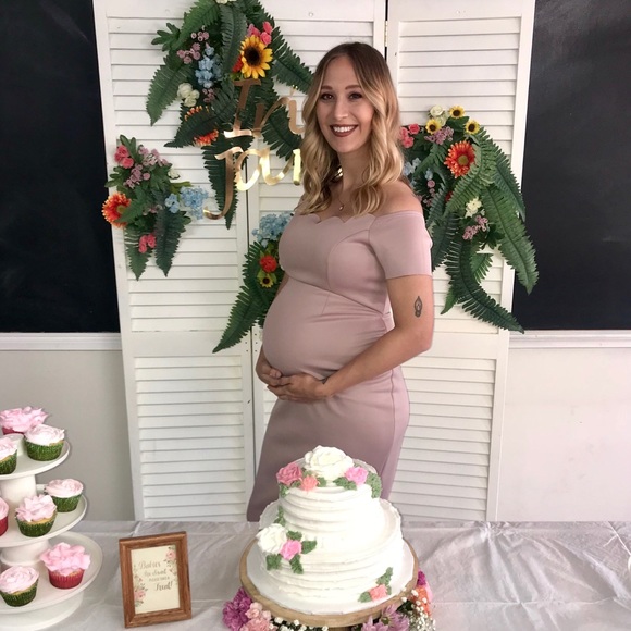 Scallop Off The Shoulder Midi Dress - Picture 4 of 4